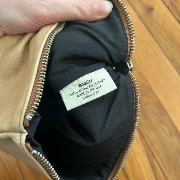 NWT Baggu Leather Pouch - Picture 3 of 6